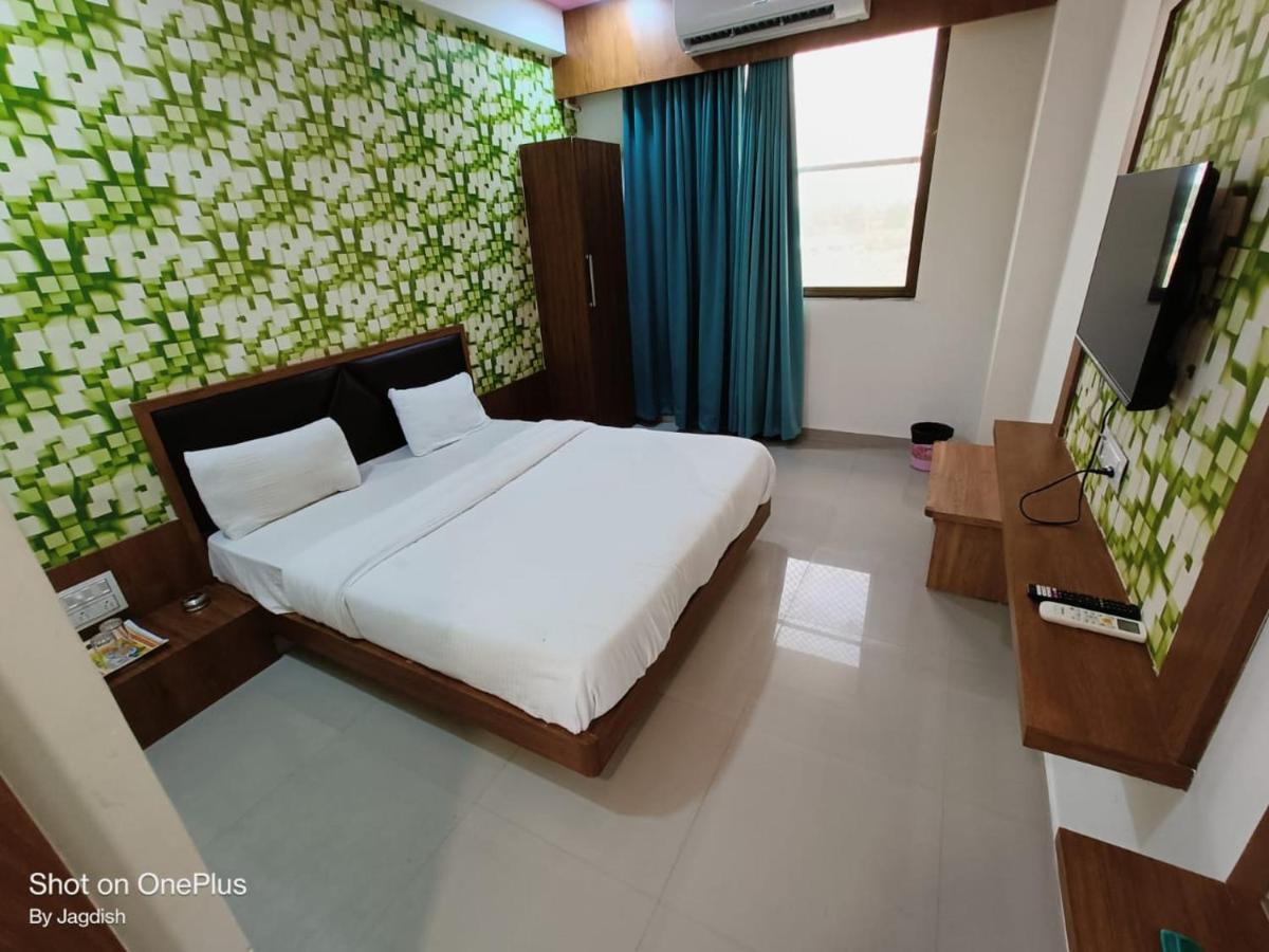 Hotel Asopalav Γκαντχιναγκάρ Εξωτερικό φωτογραφία